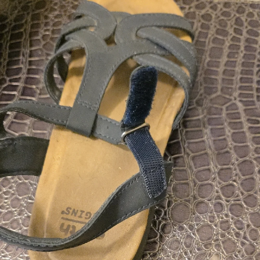 Earth Origins Gray Siana Leather Flats Size 10